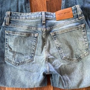 lucky brand mid rise boyfriend jeans